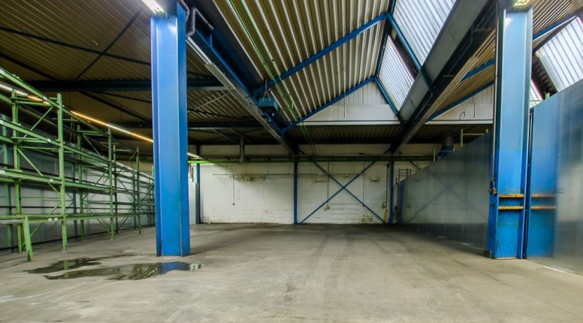 Hallenbeispiel