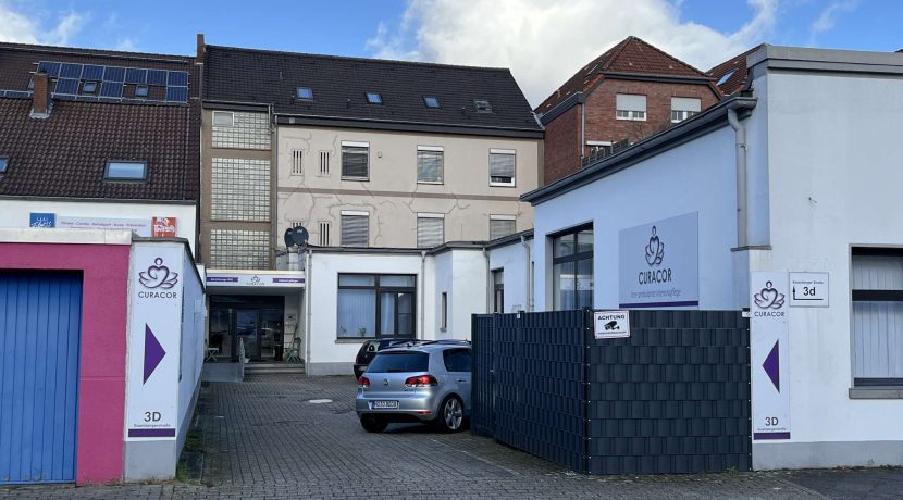 ...vermietetes Geschäftshaus...