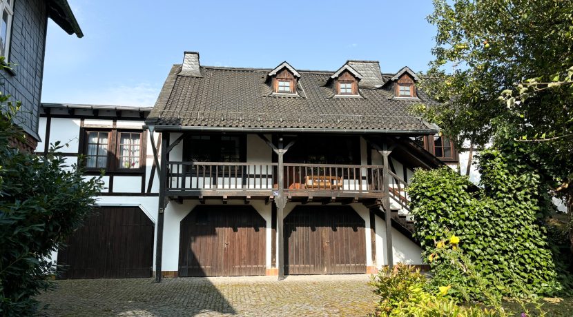 Einfahrt