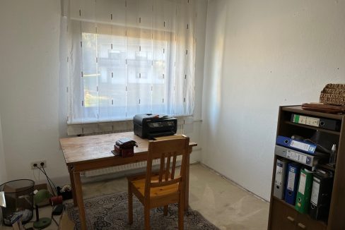 Büro (OG)