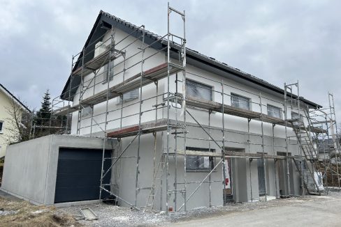 Doppelhaushälften im Bau