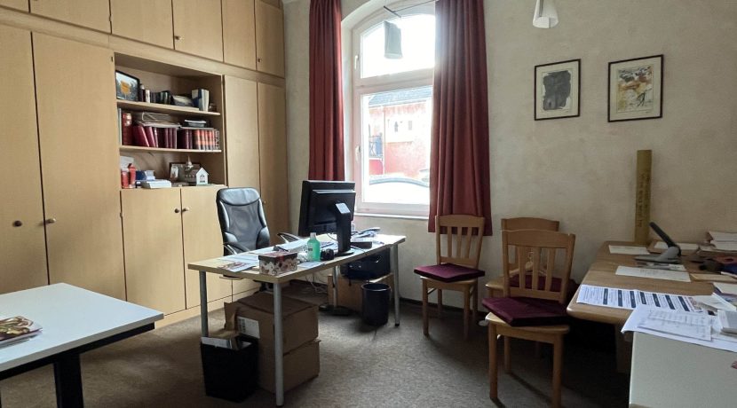 Büro im EG