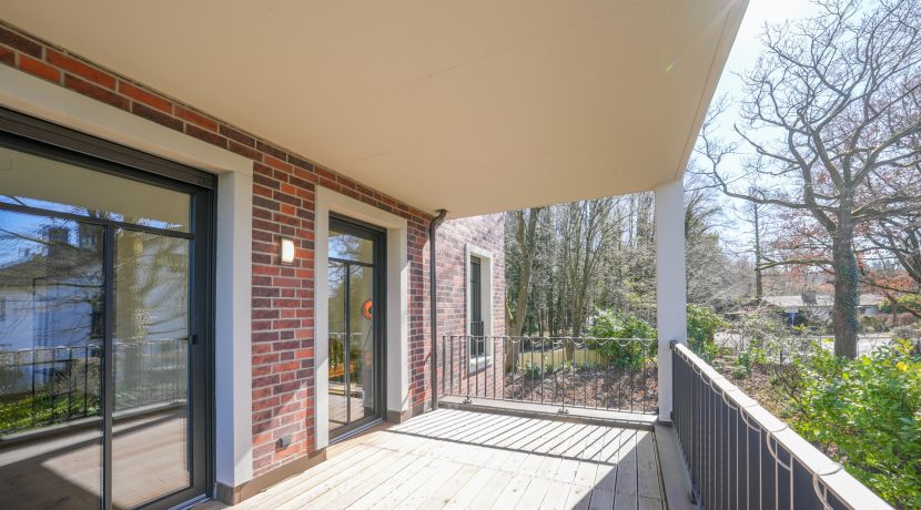 Überdachter Balkon 1