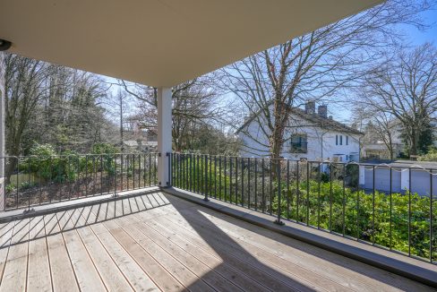 Überdachter Balkon 2