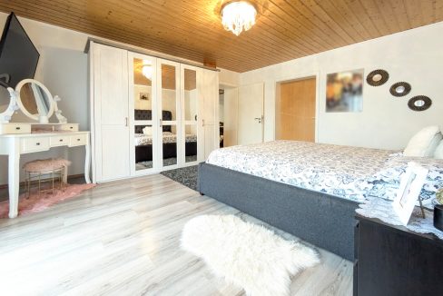 Schlafzimmer EG