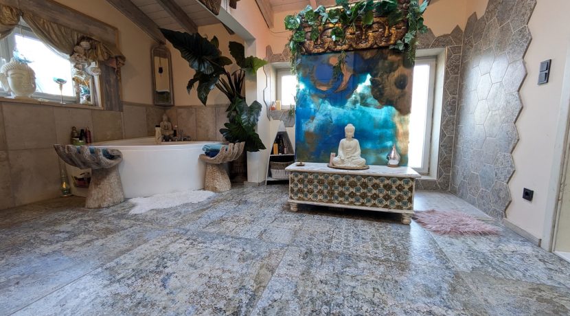 Badezimmer EG