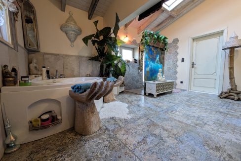 Badezimmer EG