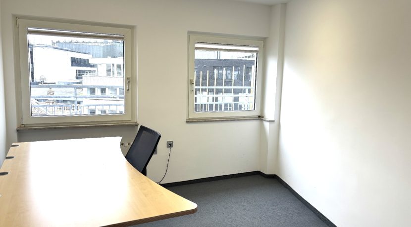 Büro 3