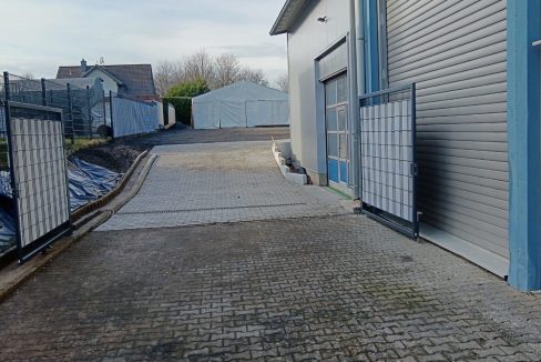 Zufahrt Lagerfläche