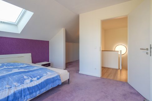 Schlafzimmer mit Ankleide