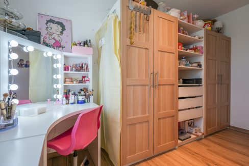 Ankleidezimmer Kind