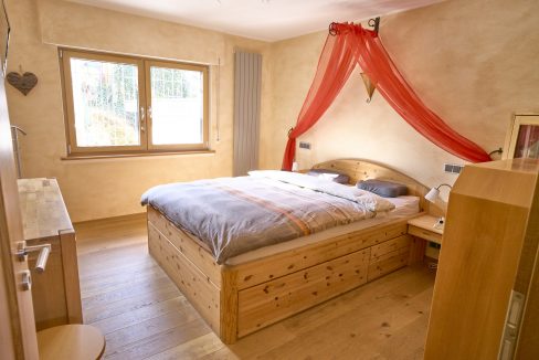 Schlafzimmer im EG