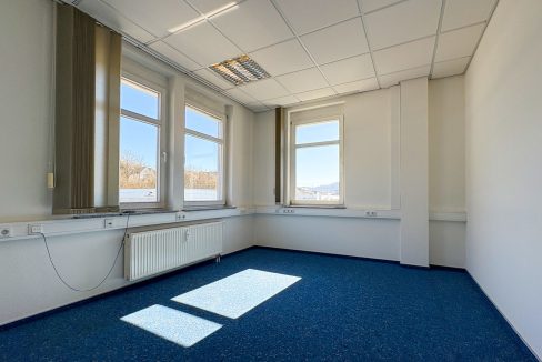 Büro 7