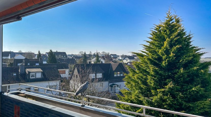 ideal nutzbarer Balkon in Sonnenlage
