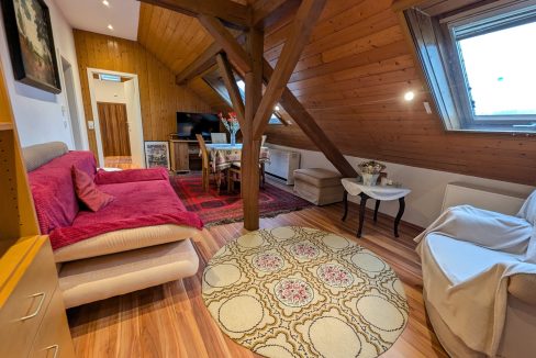 Wohnzimmer DG
