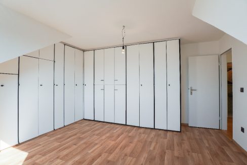 Der Einbauschranl bietet viel Staufläche