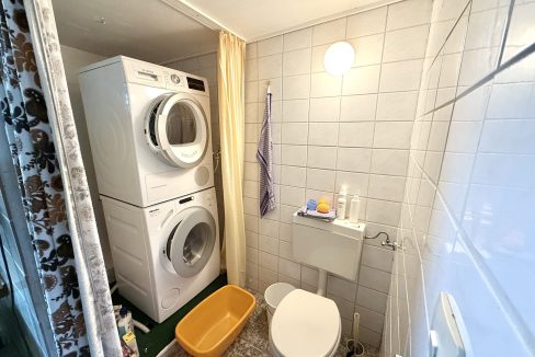 KG WC