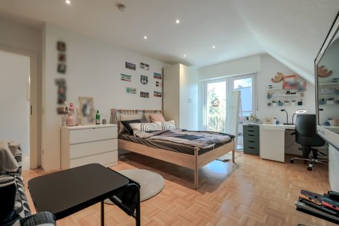 Schlafzimmer 2 OG