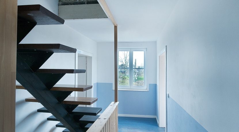 Treppe zum Dachgeschoss