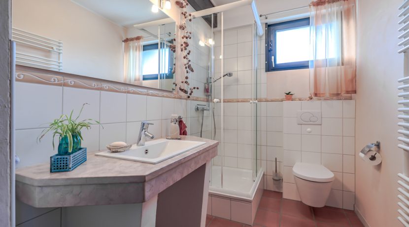 Badezimmer EG