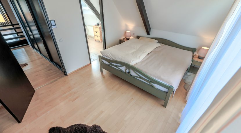 Schlafzimmer 1 DG