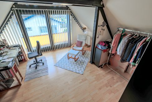 Schlafzimmer 2 DG