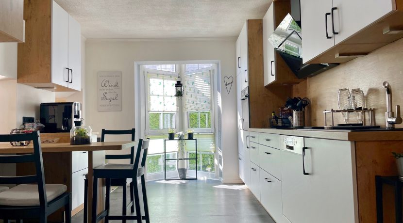 Blick in die Küche (Wohnung I - EG)