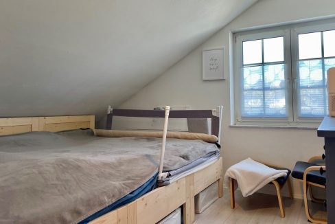 Schlafzimmer (Wohnung II - DG)