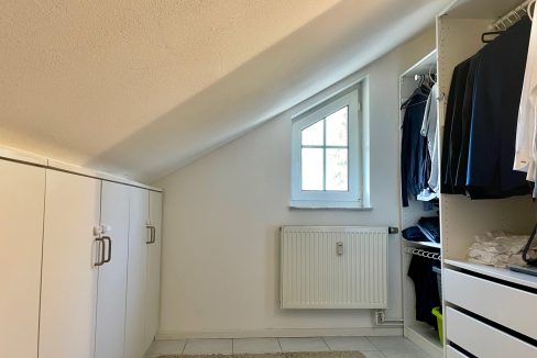 Ankleide (Wohnung II - DG)