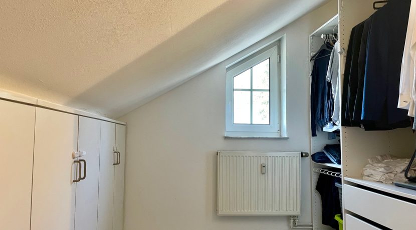 Ankleide (Wohnung II - DG)