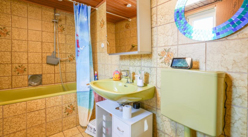 Badezimmer EG