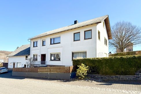 Straßenansicht