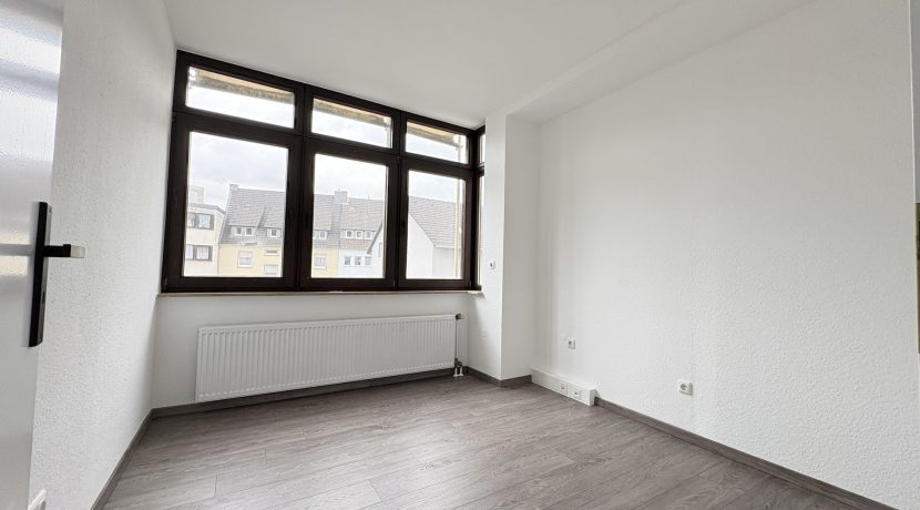 Büro/Kinderzimmer