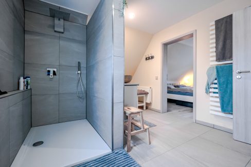 Dusche OG