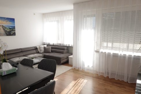 Großzügiges Wohn-/Esszimmer
