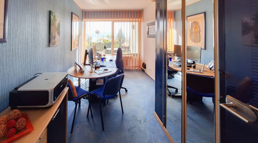 Arbeitszimmer