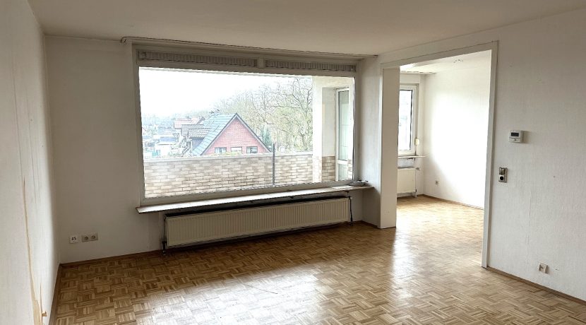Wohnzimmer - Blick zum Esszimmer