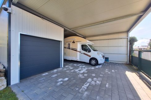 Garage + Carport