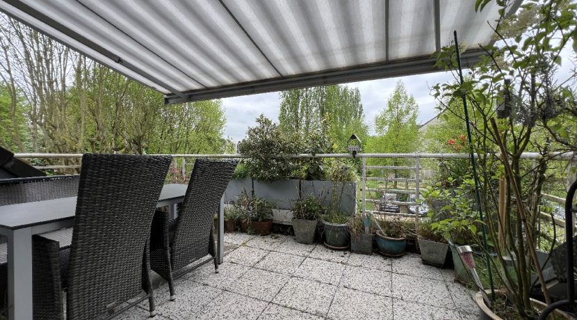 Balkon / Terrasse