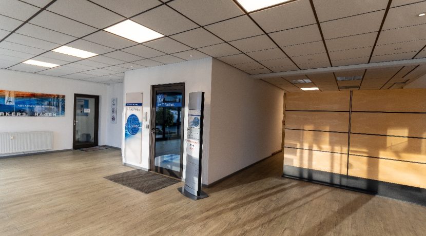 Foyer und Zugang zur Büroetage