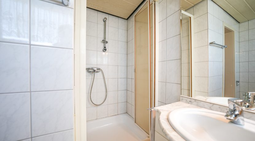 Badezimmer EG