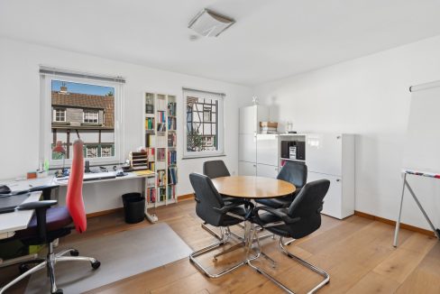 Altbau