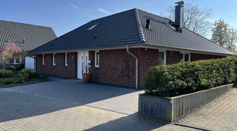 Straßenansicht