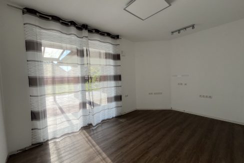 Büro/Kinderzimmer