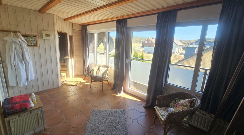 Schlafzimmer mit Sauna & Balkon