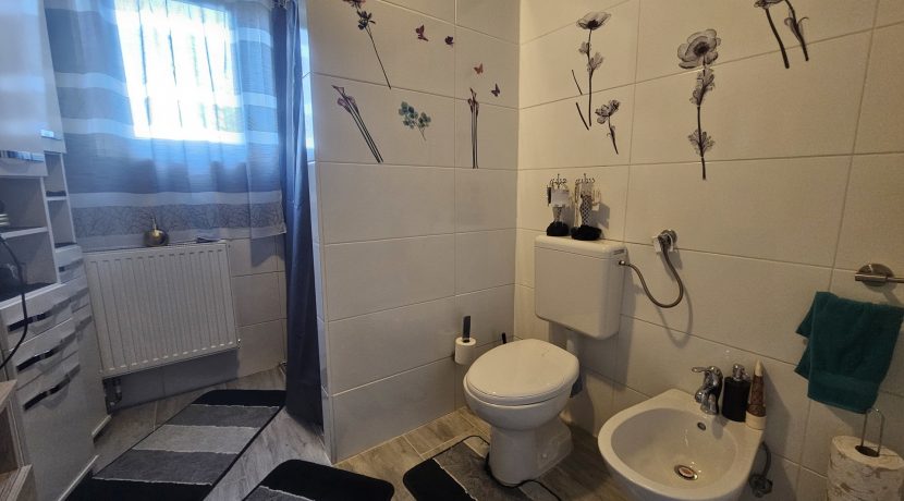 Badezimmer EG