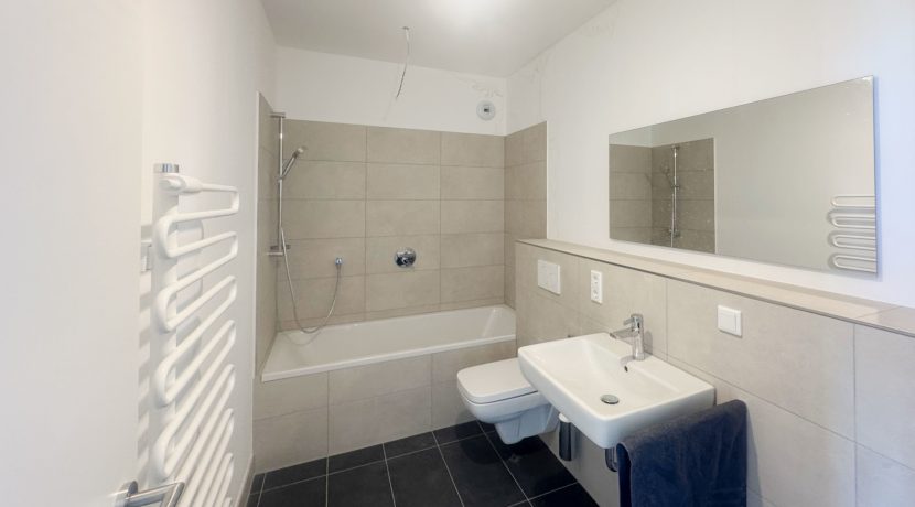 Wannenbad mit WC