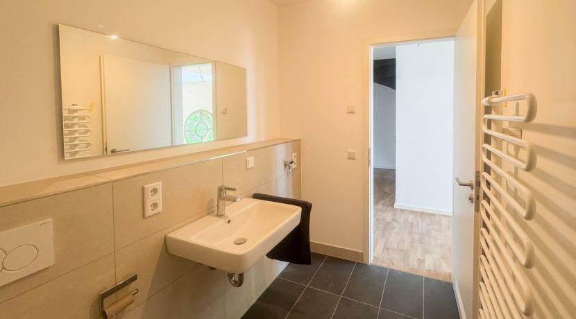 Wannenbad mit WC