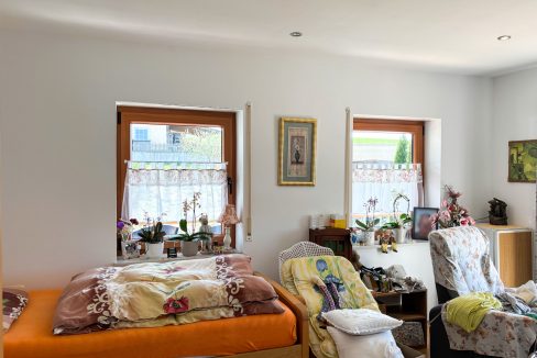 Schlaf-/Gästezimmer OG