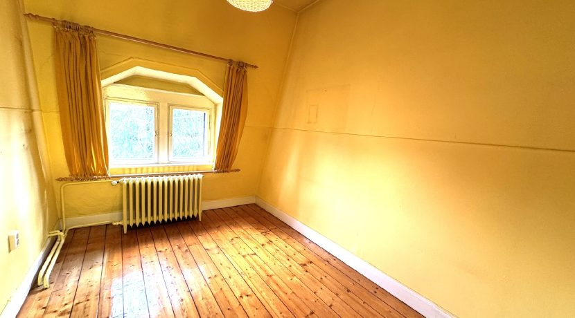 Arbeitszimmer